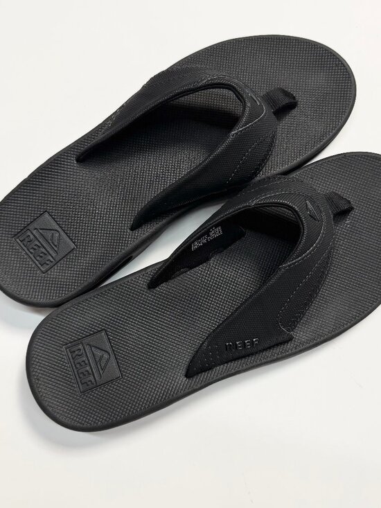 REEF Fanning Men\'s Flip Flops in Black Size 11 - Like New